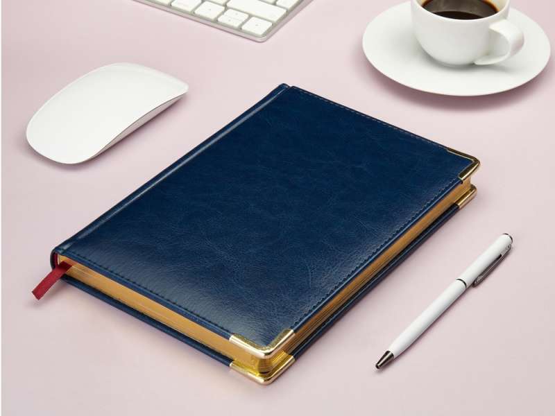 Ежедневник А5 датированный Sidney Nebraska 2026, синий (золотой обрез, золотые уголки) №3