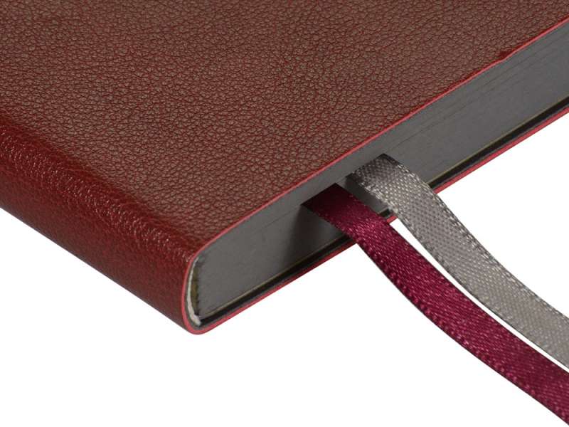 Ежедневник А5 датированный Boston 2026, бордовый с серым обрезом №10