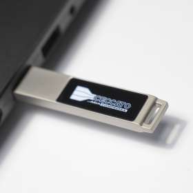 USB flash-карта LED с белой подсветкой (32Гб), серебристая, 6,6х1,2х0,45 см, металл №4