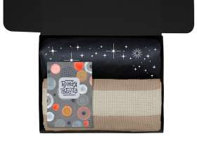 Подарочный набор Re:y. Warm с пледом, термосом и чаем №3